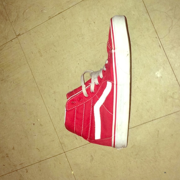 VANS - Picture 1 of 2